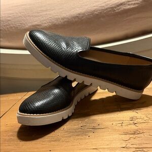 New Directions Black Textured Loafers with White Soles
